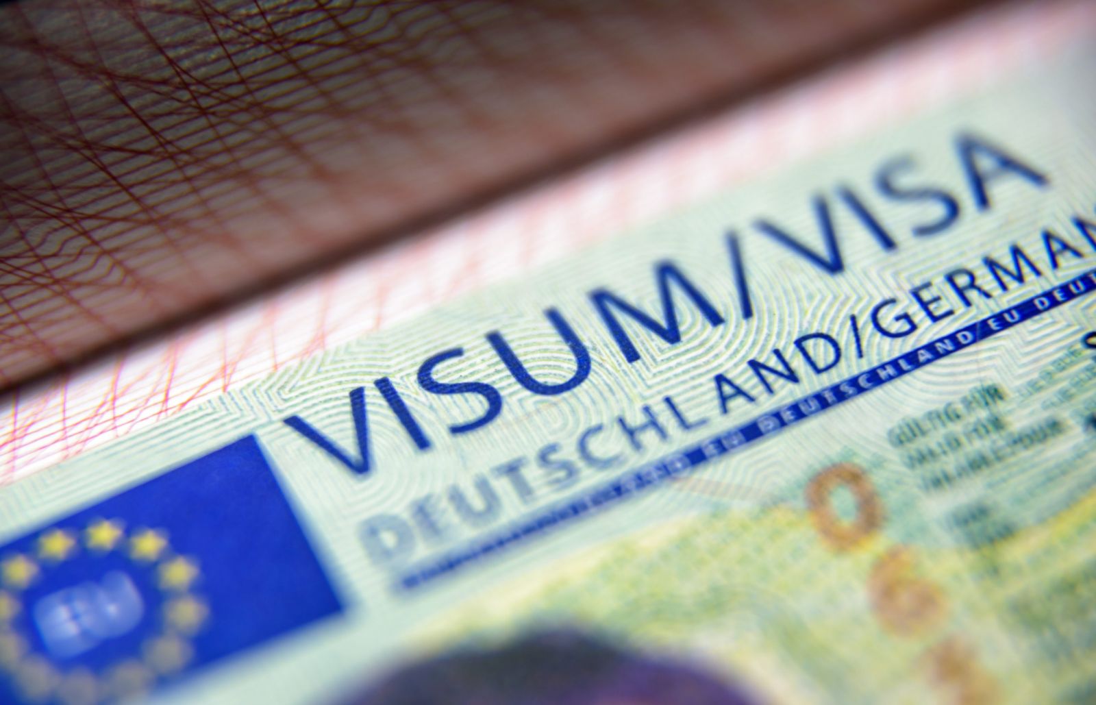 Visa thăm thân Đức giúp bạn khám phá châu Âu